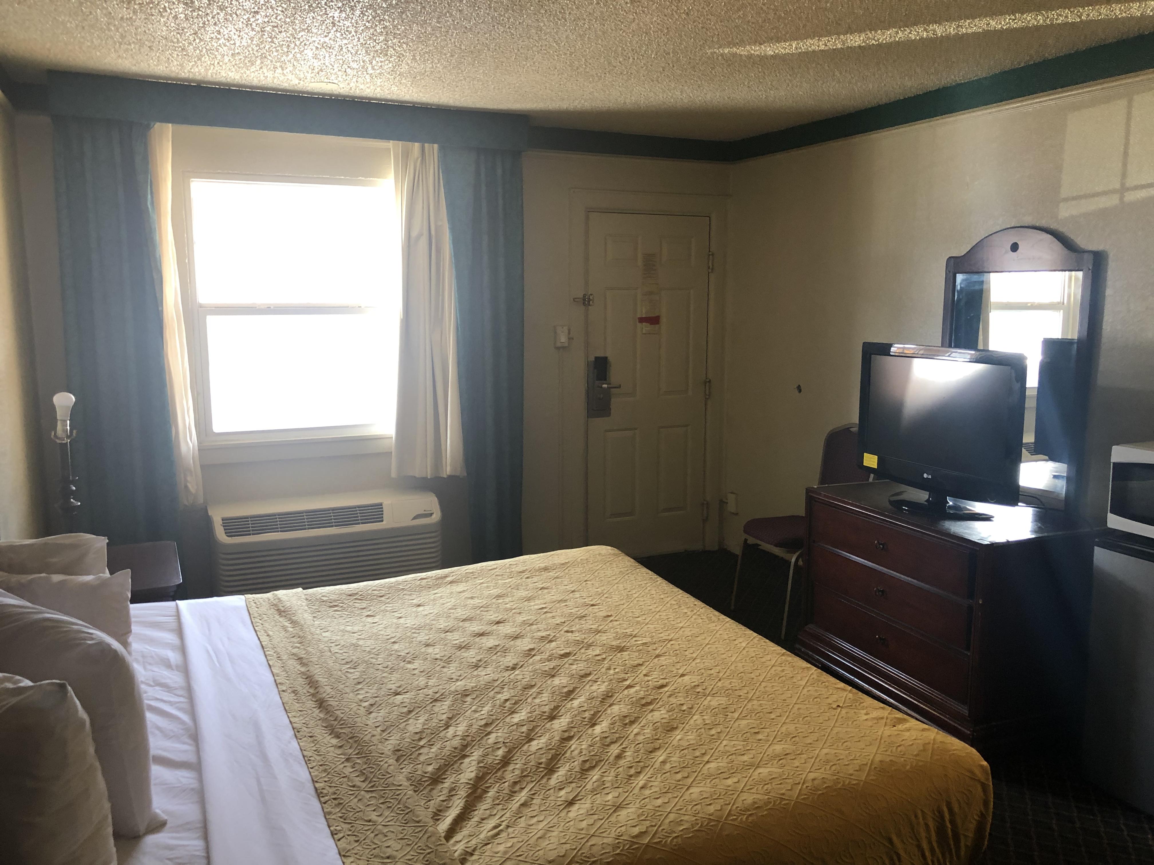Americas Best Value Inn DEN Esterno foto