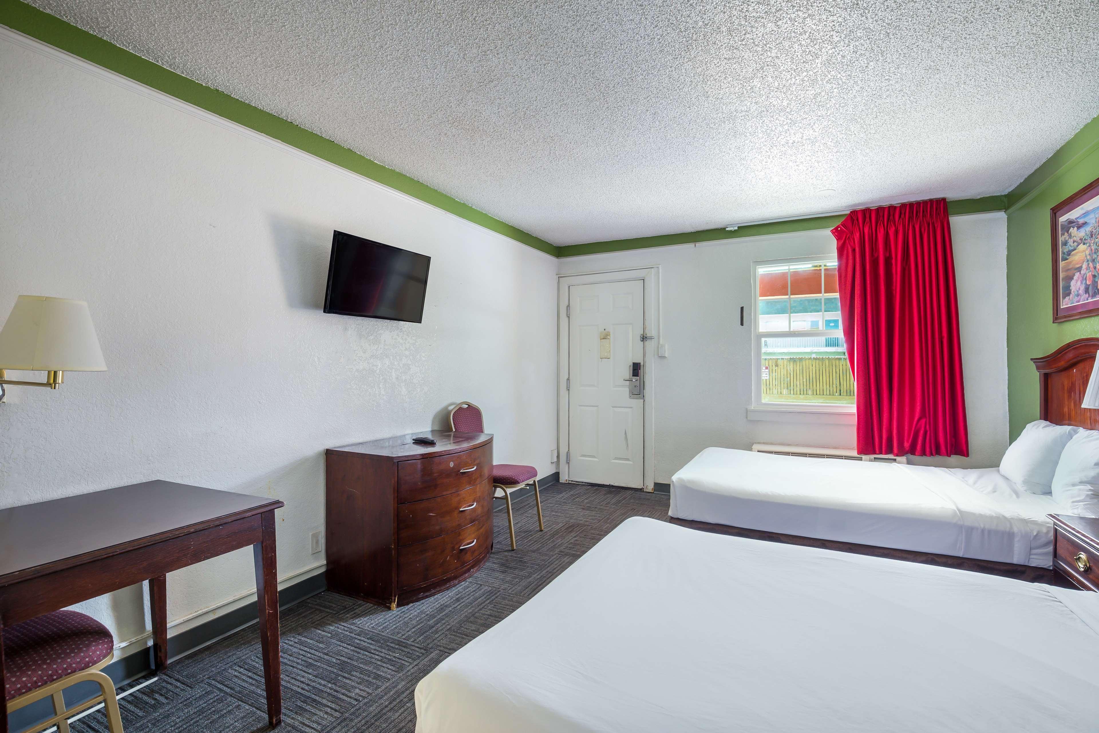 Americas Best Value Inn DEN Esterno foto