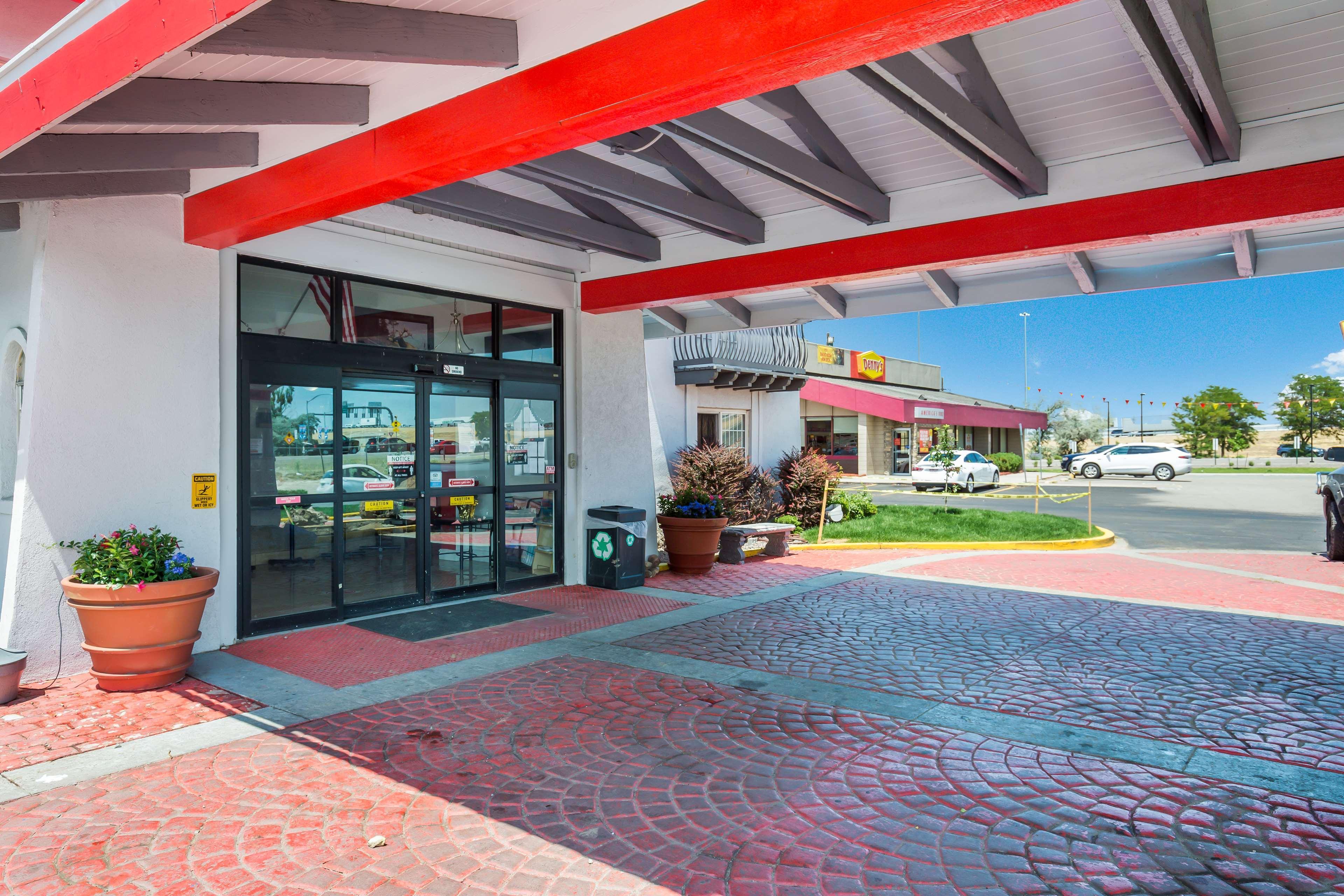 Americas Best Value Inn DEN Esterno foto