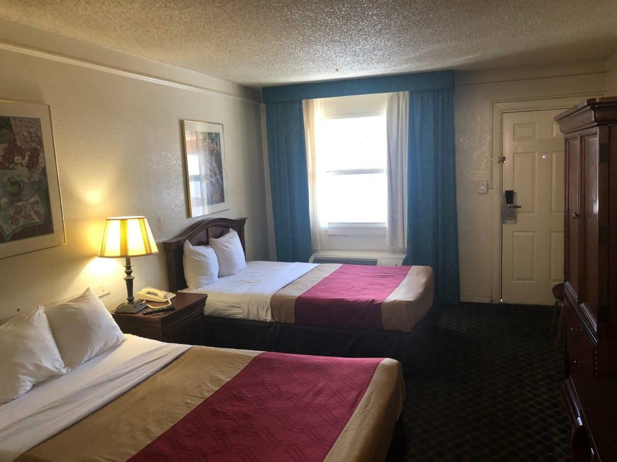 Americas Best Value Inn DEN Esterno foto