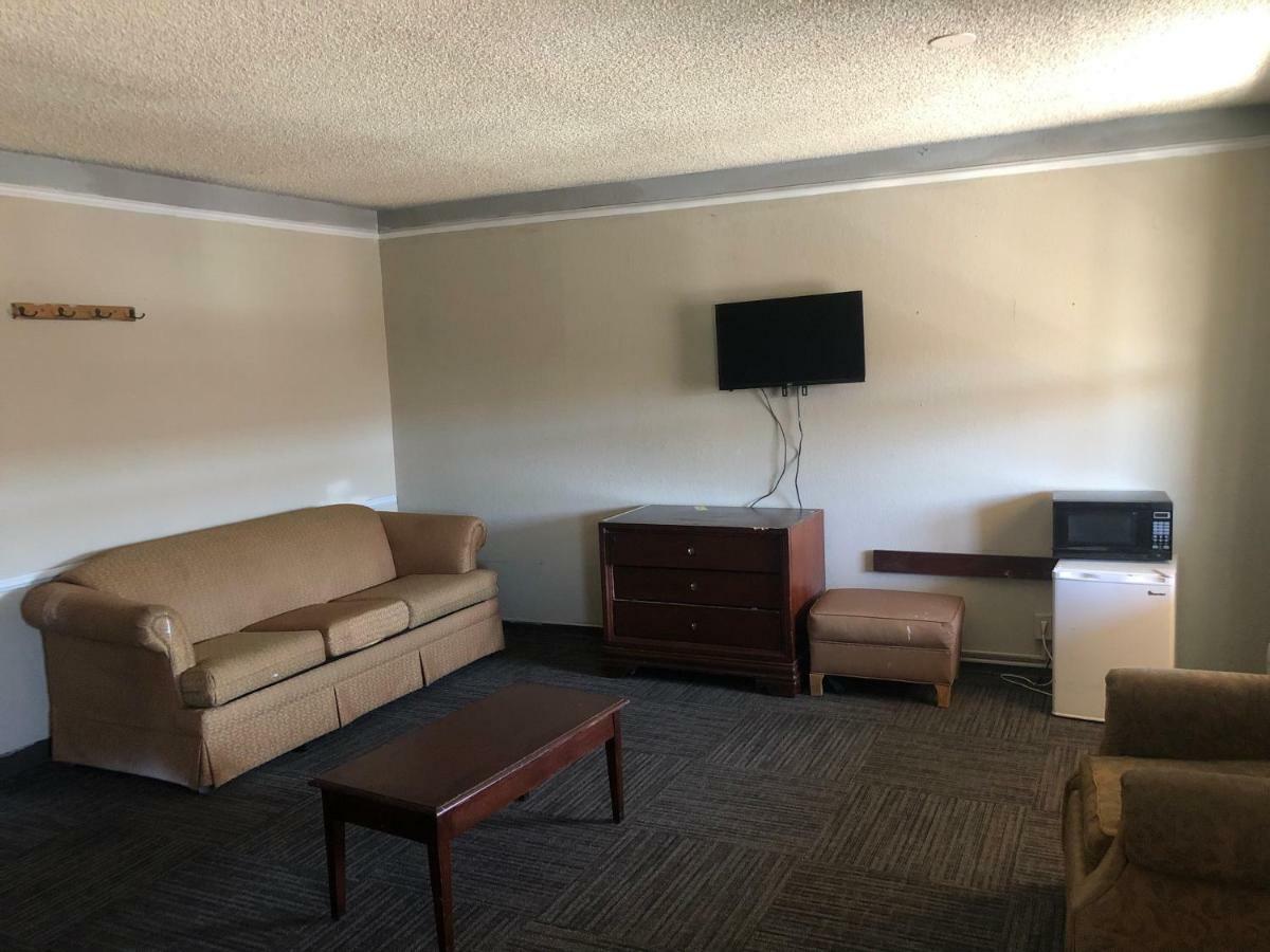 Americas Best Value Inn DEN Esterno foto